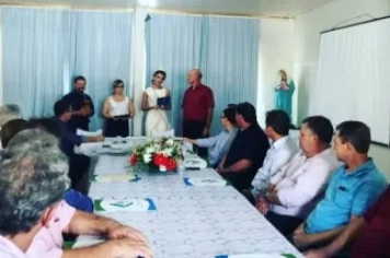 Prefeitos da AMAU recebem convite oficial para EXPOCAMP 2016