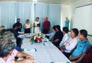 Prefeitos da AMAU recebem convite oficial para EXPOCAMP 2016